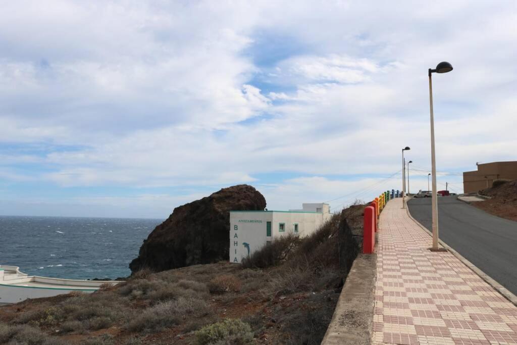 Apartment On The Beach And Ocean Sounds Fasnia Luaran gambar